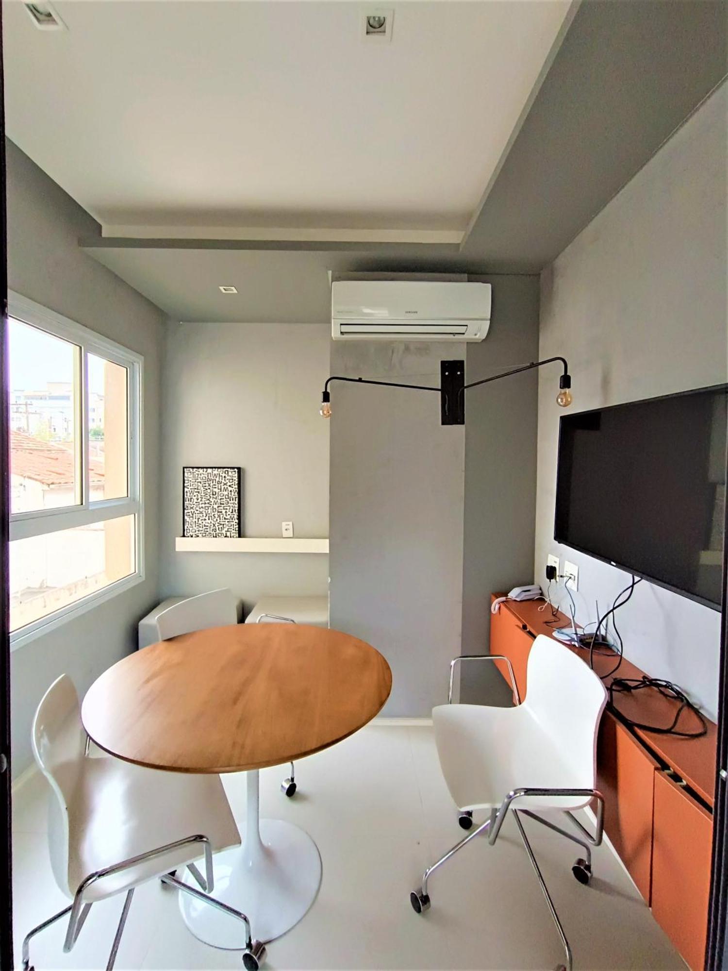 1604 No Bosque Com Um Sala Cozinha Completa E Uma Vaga De Garagem *