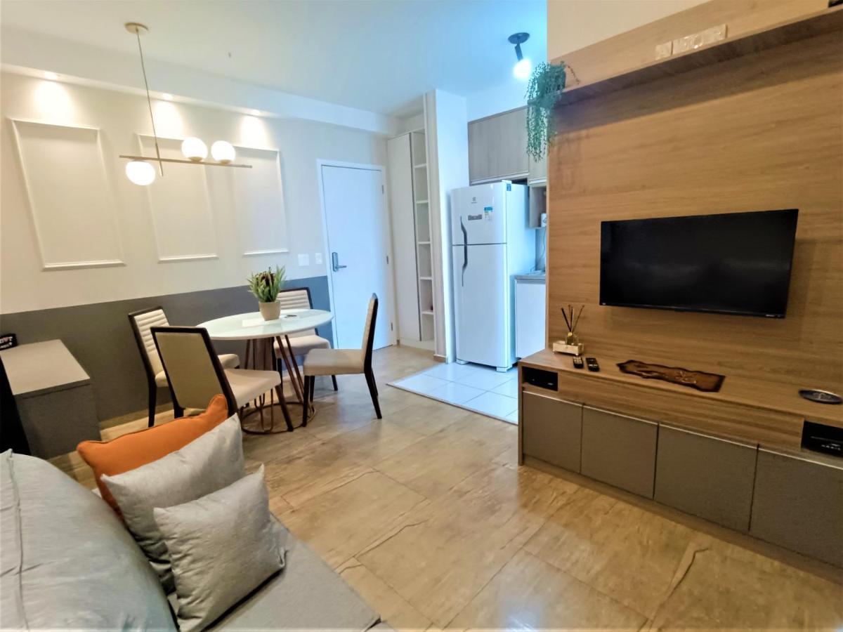 1604 No Bosque Com Um Sala Cozinha Completa E Uma Vaga De Garagem