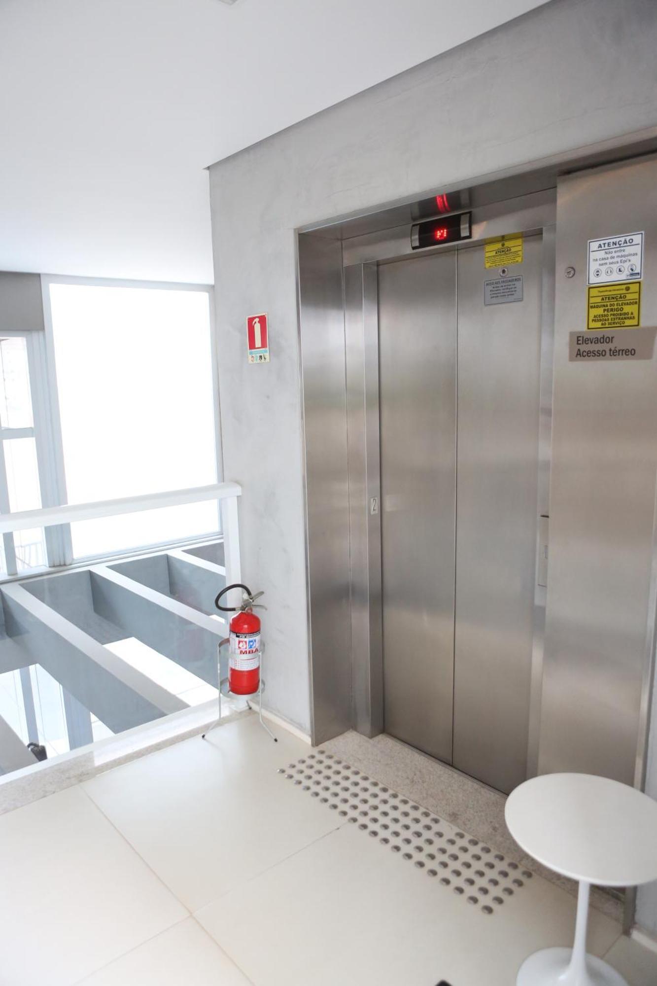 Apartamento 1604 No Bosque Com Um Sala Cozinha Completa E Uma Vaga De Garagem *